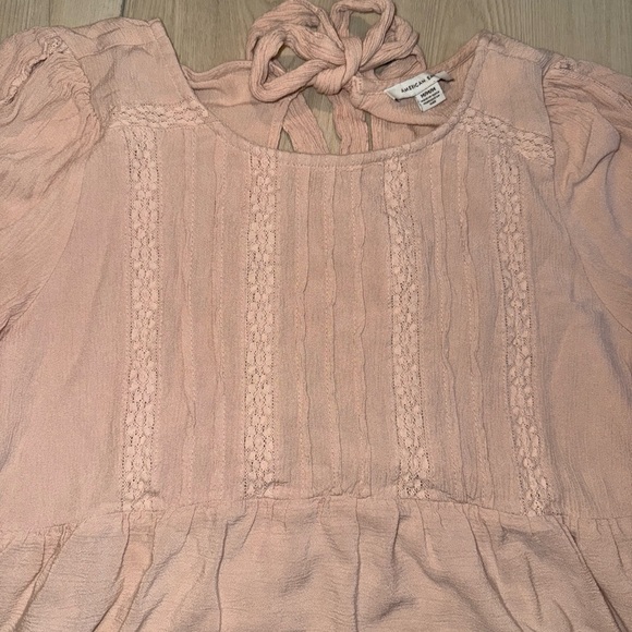 American Eagle Women’s Medium Peasant Blouse Pink Lace Detail GUC - Picture 3 of 7
